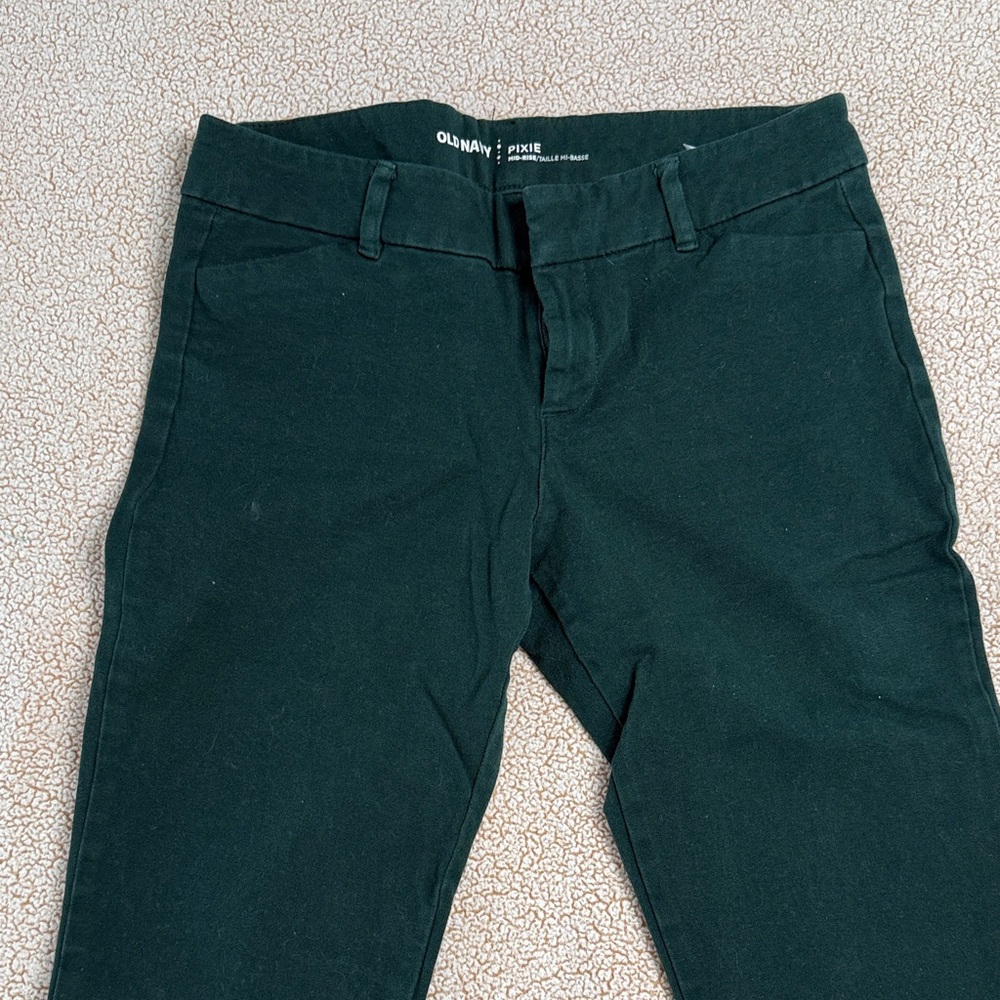 Old Navy Women's Deep Green Pixie Mid-Rise